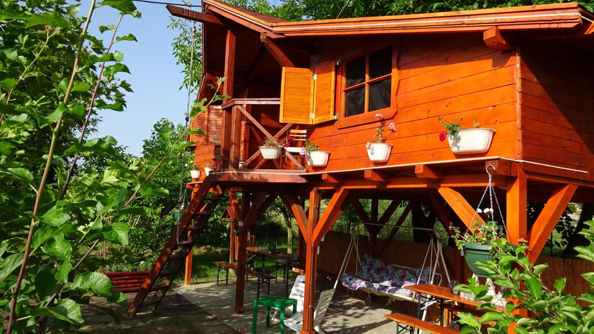 Holiday Vendeghaz Es Szabadidokert Jardanhaza Exterior foto
