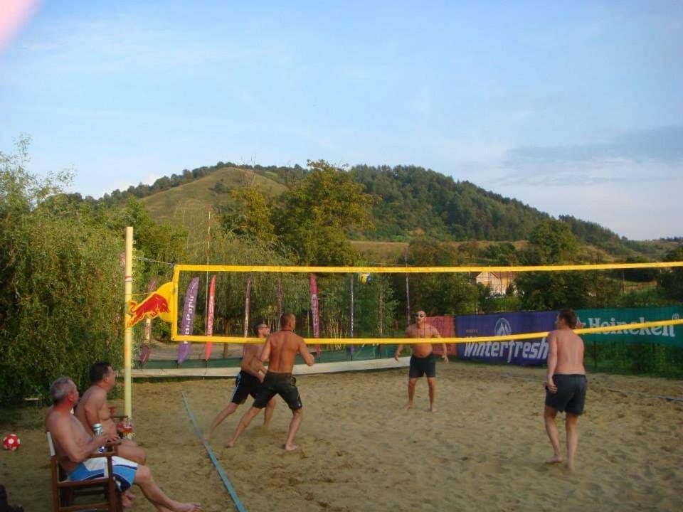 Holiday Vendeghaz Es Szabadidokert Jardanhaza Exterior foto